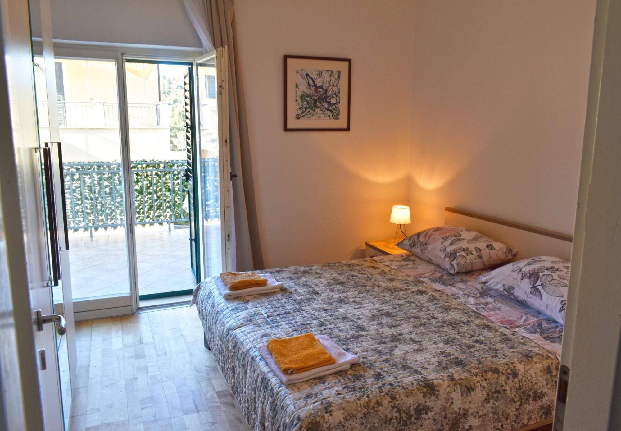 Maslina Apartments Стари Град Экстерьер фото