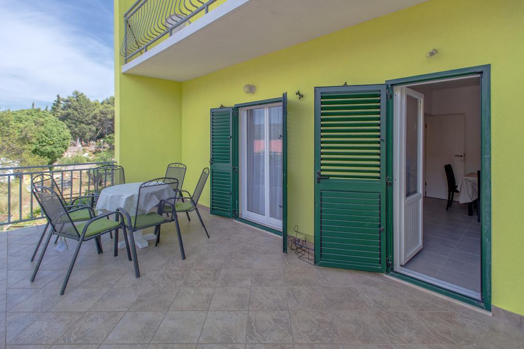 Maslina Apartments Стари Град Номер фото